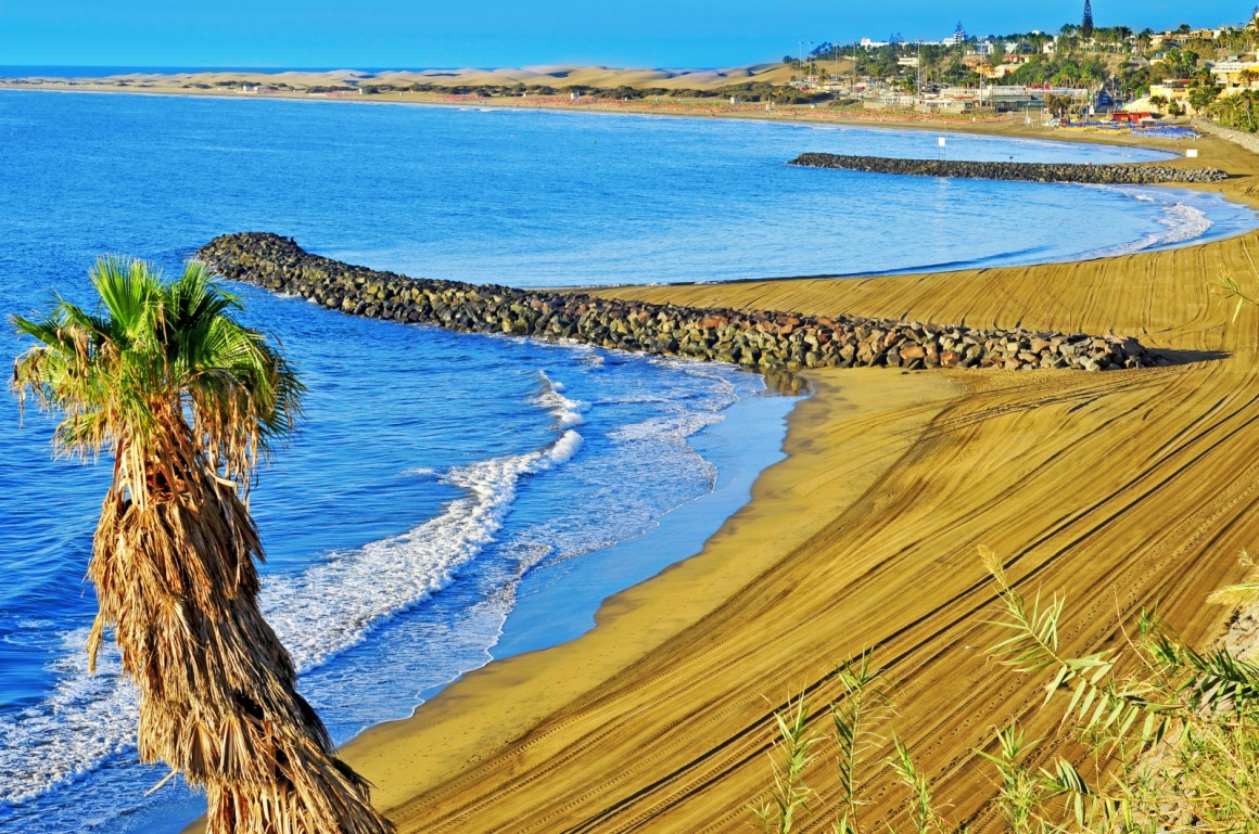 'a view of Playa del Ingles beach in Maspalomas, Gran Canaria, Canary Islands, Spain' - Gran Canaria